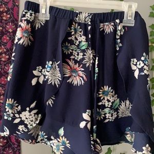 women's floral shorts